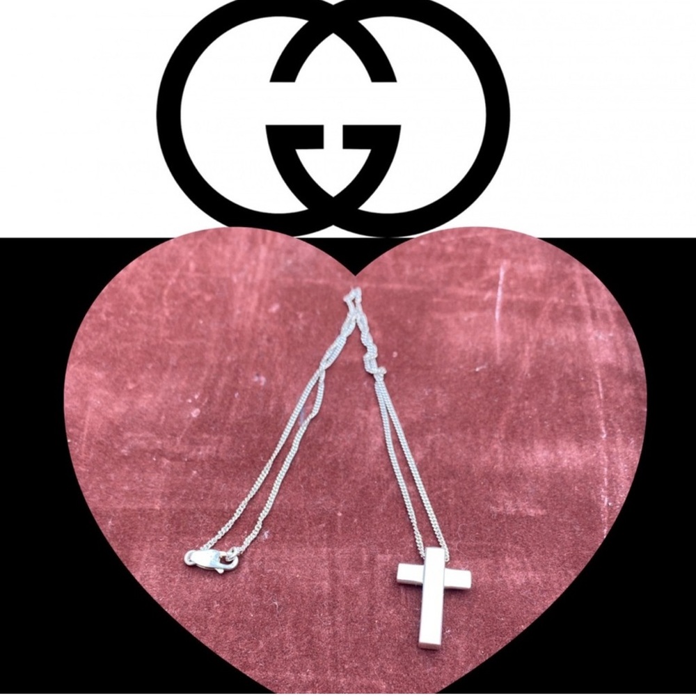 Gucci Silver Cross Pendant Necklace - Picture 6 of 12